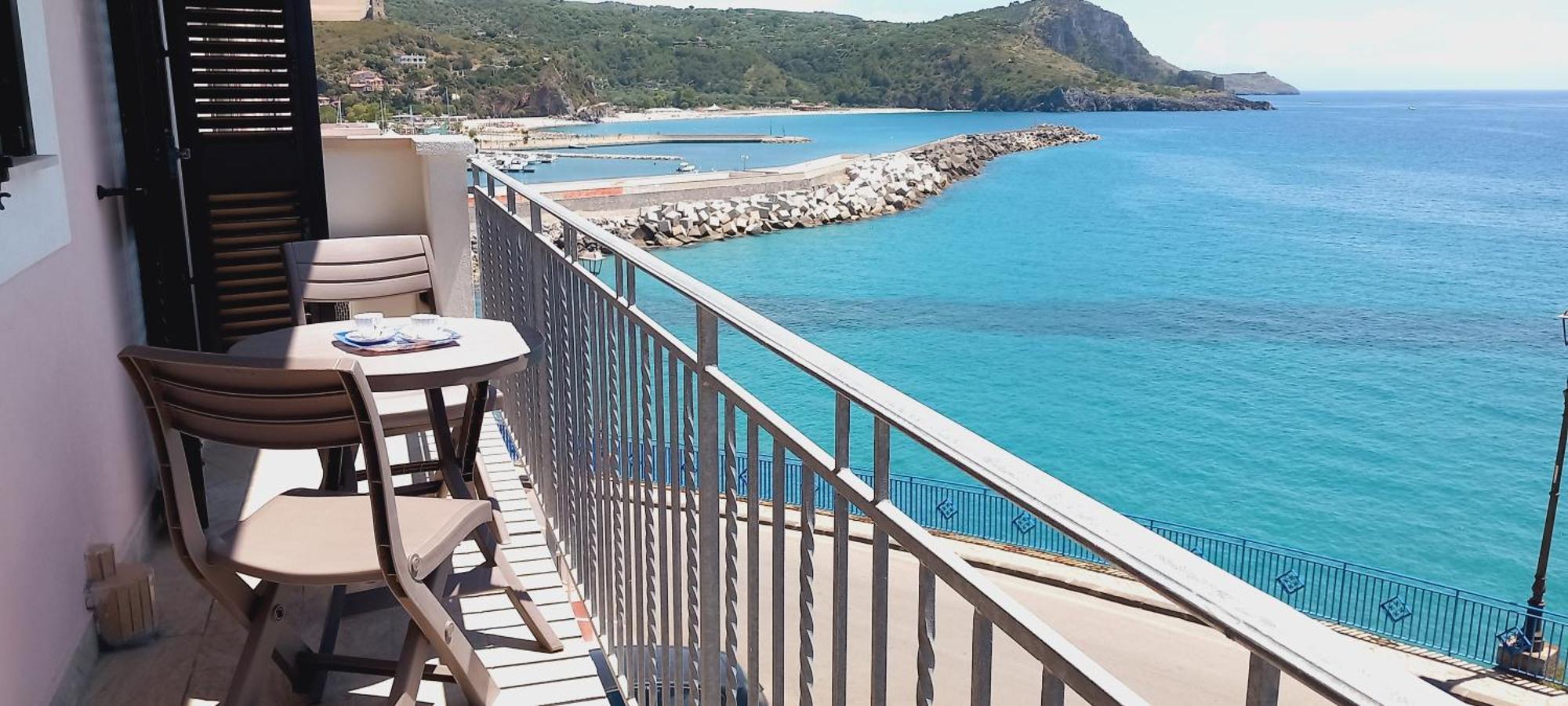 Casa Vacanze E B&B Oltremare Marina di Camerota Extérieur photo