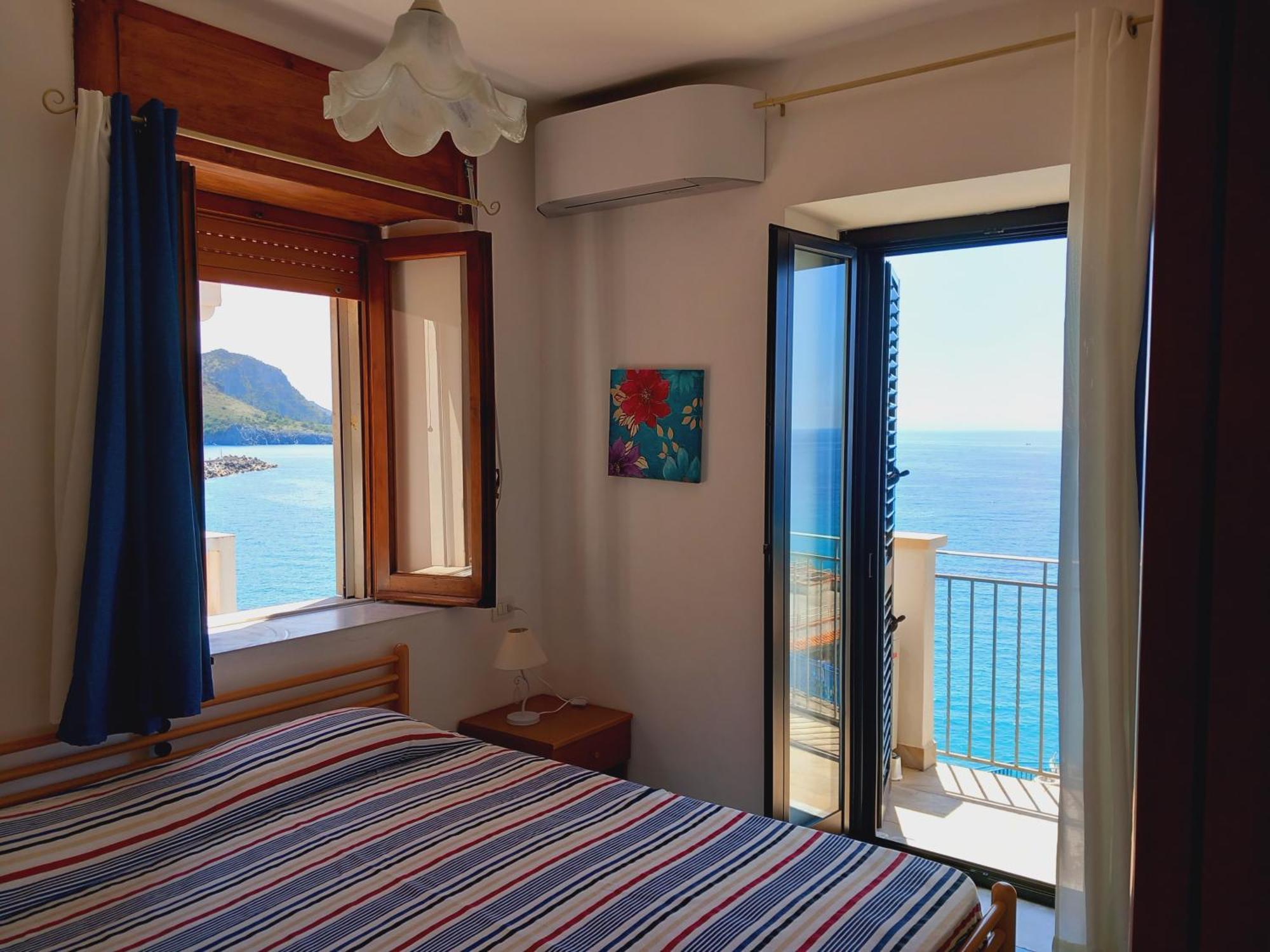 Casa Vacanze E B&B Oltremare Marina di Camerota Extérieur photo